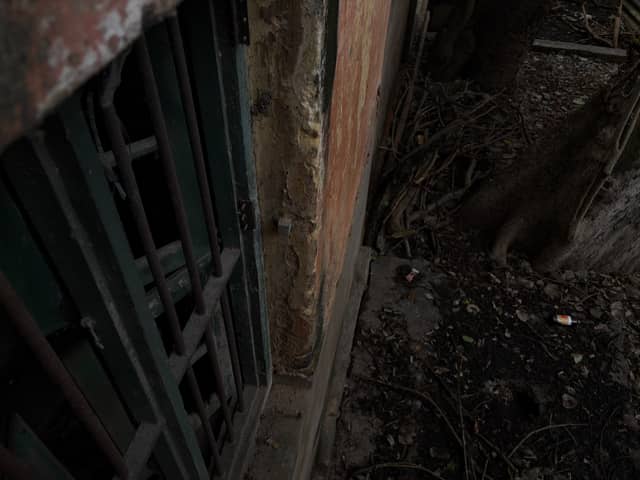Mahaveer Road Urban Textures - Image 1