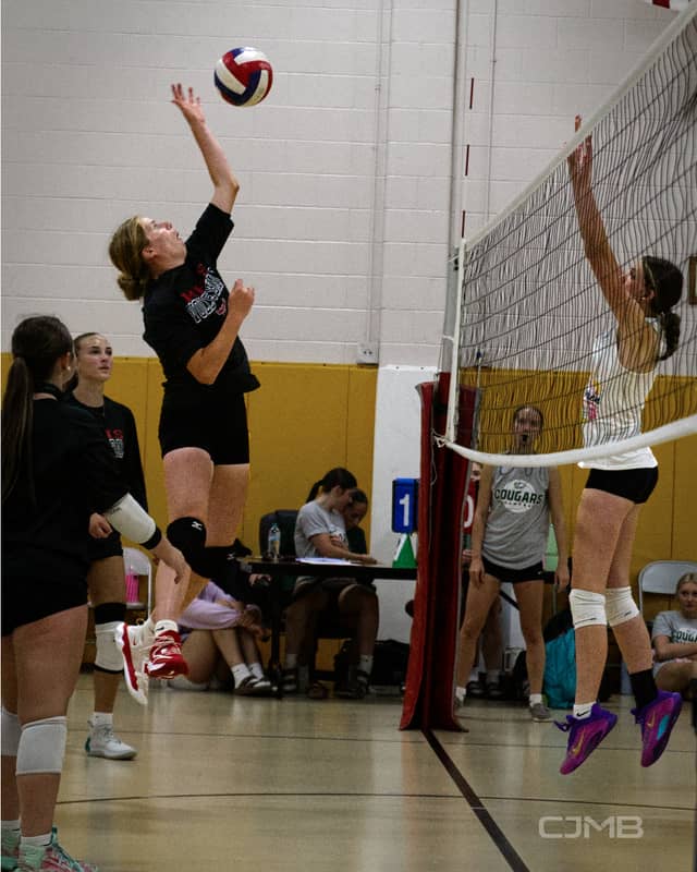Higginsville High School Gymnasium - Image 1