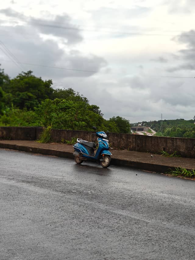 Mulagumoodu Roadside Overlook - Image 1