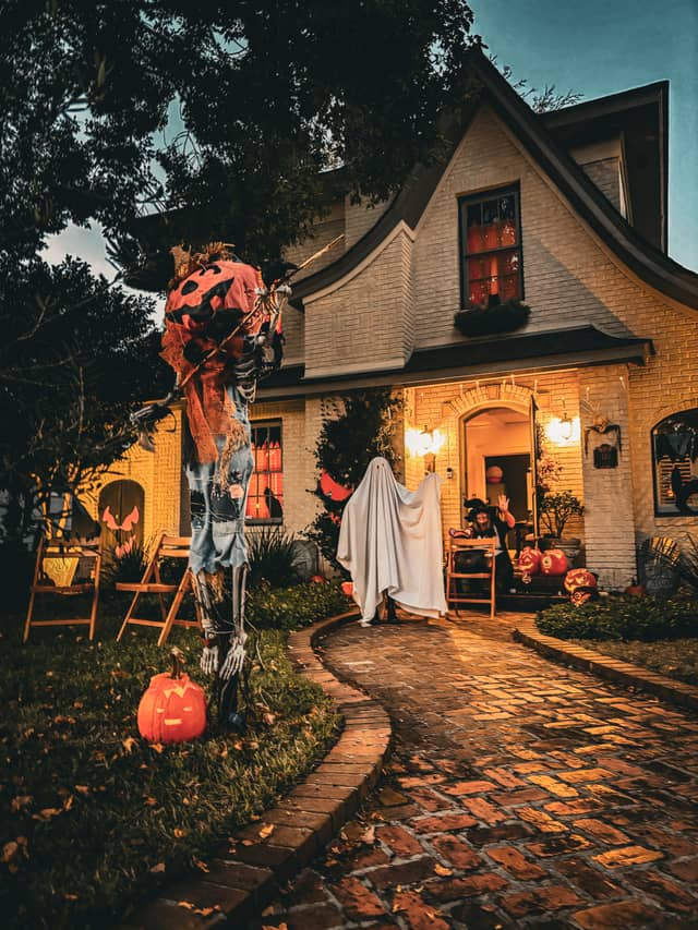 Ardsley Park Halloween House - Image 1