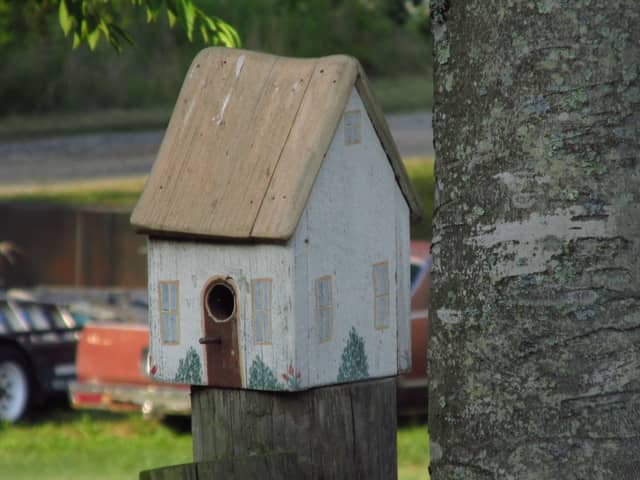 Stafford Garden Birdhouse - Image 1