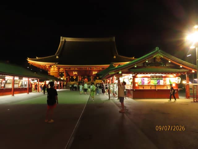 Senso-ji Temple - Image 1