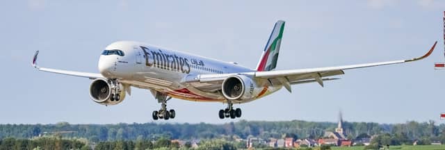 Brussels Airport Plane Spotting - Runway 25L - Image 1