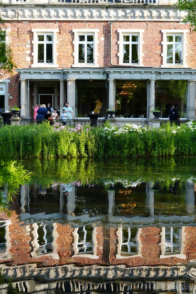 Huizingen Castle Estate - Image 1