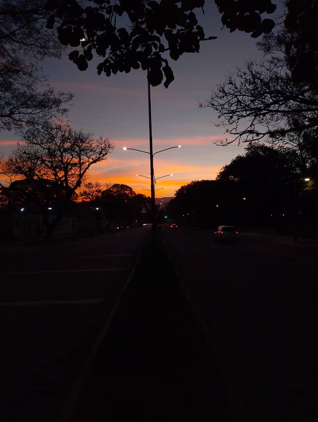 Avenida Benjamín Aráoz Sunset - Image 1