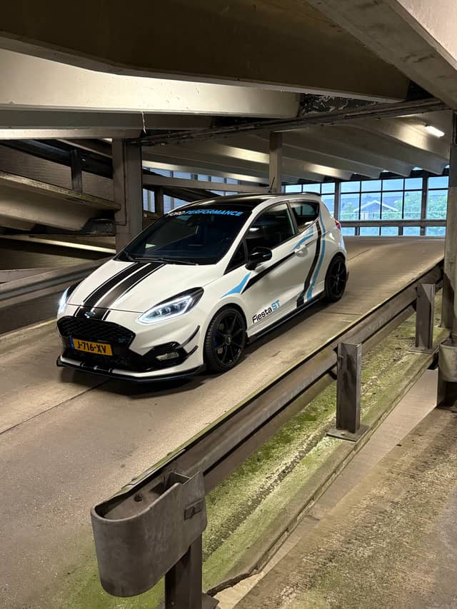 Aalsmeer Parking Garage Ramp - Image 1