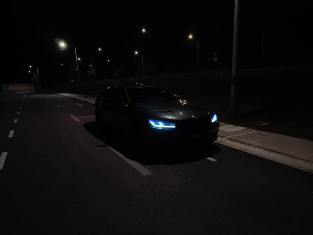 Si Rusa Night Road - Image 1