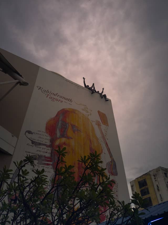 Rabindranath Tagore Mural, New Town - Image 1