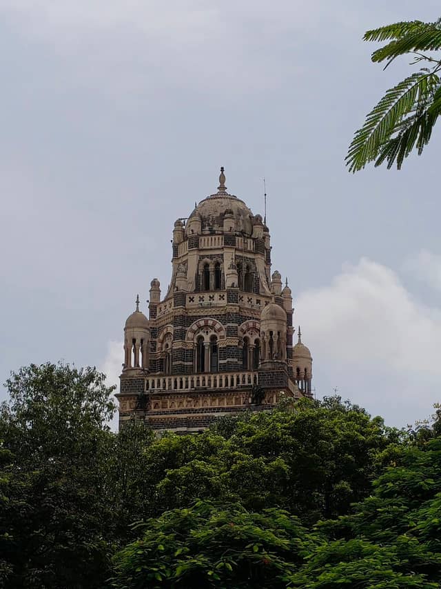 Western Railway Headquarters, Churchgate - Image 1