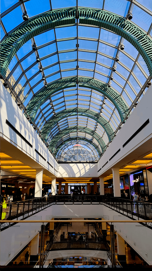Mall of the Emirates - Image 1