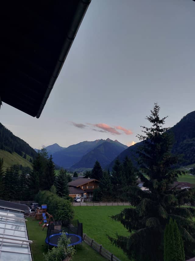Rauris Valley Mountain View - Image 1