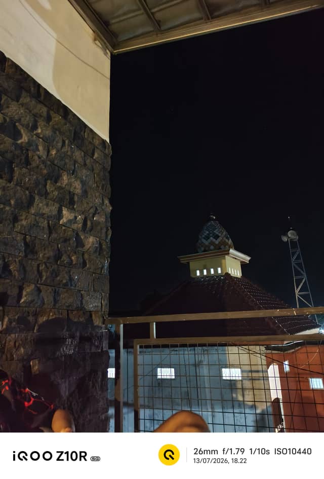 Blitar Neighborhood Mosque View - Image 1