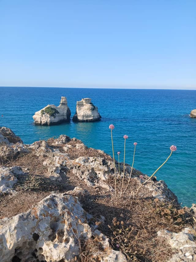 Le Due Sorelle, Torre dell'Orso - Image 1