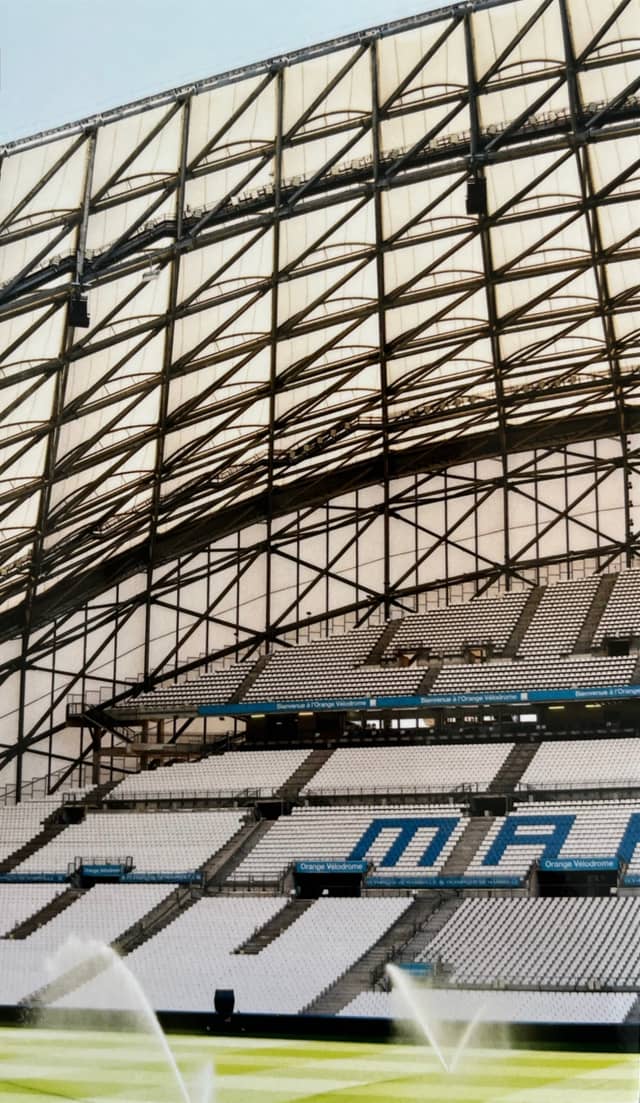 Orange Vélodrome - Image 1