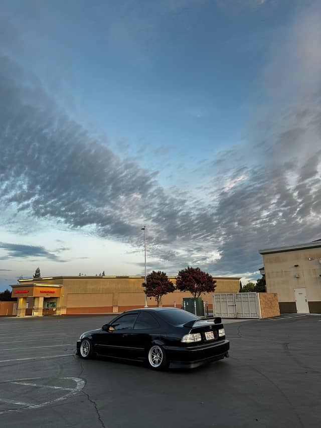 Atwater Plaza Parking Lot - Image 1