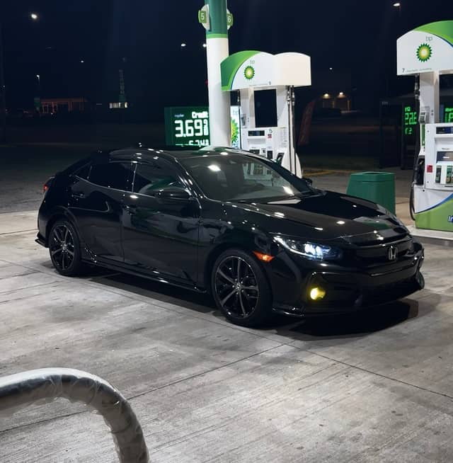 Parma BP Gas Station - Image 1