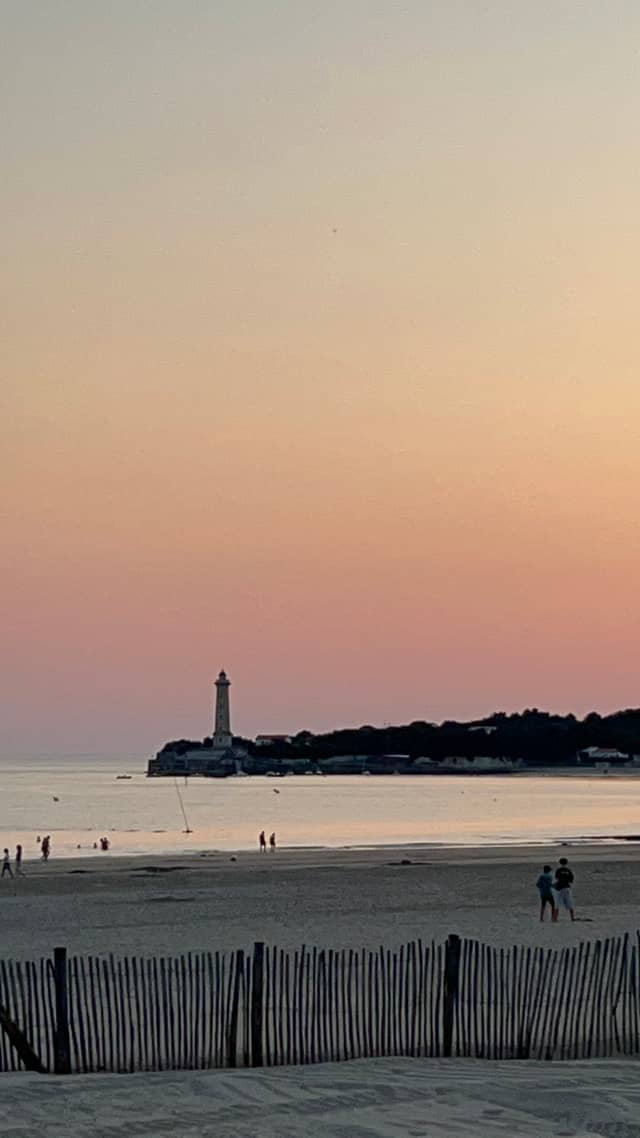 Phare de Vallières from Grande Plage - Image 1