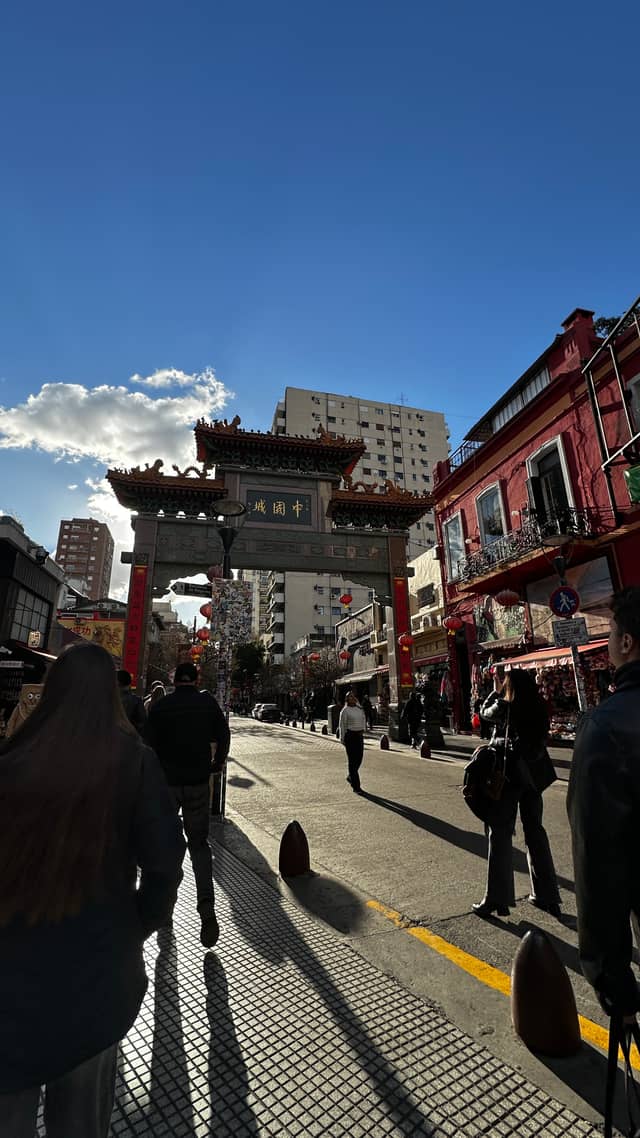 Arco del Barrio Chino - Image 1