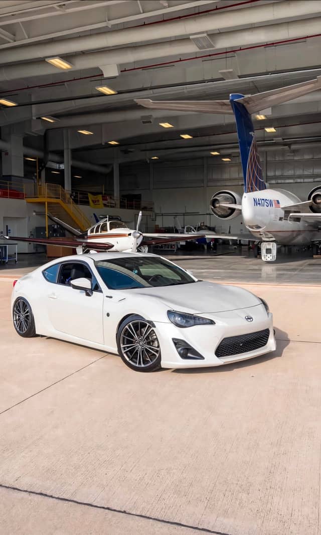 Scottsdale Private Aviation Hangar - Image 1