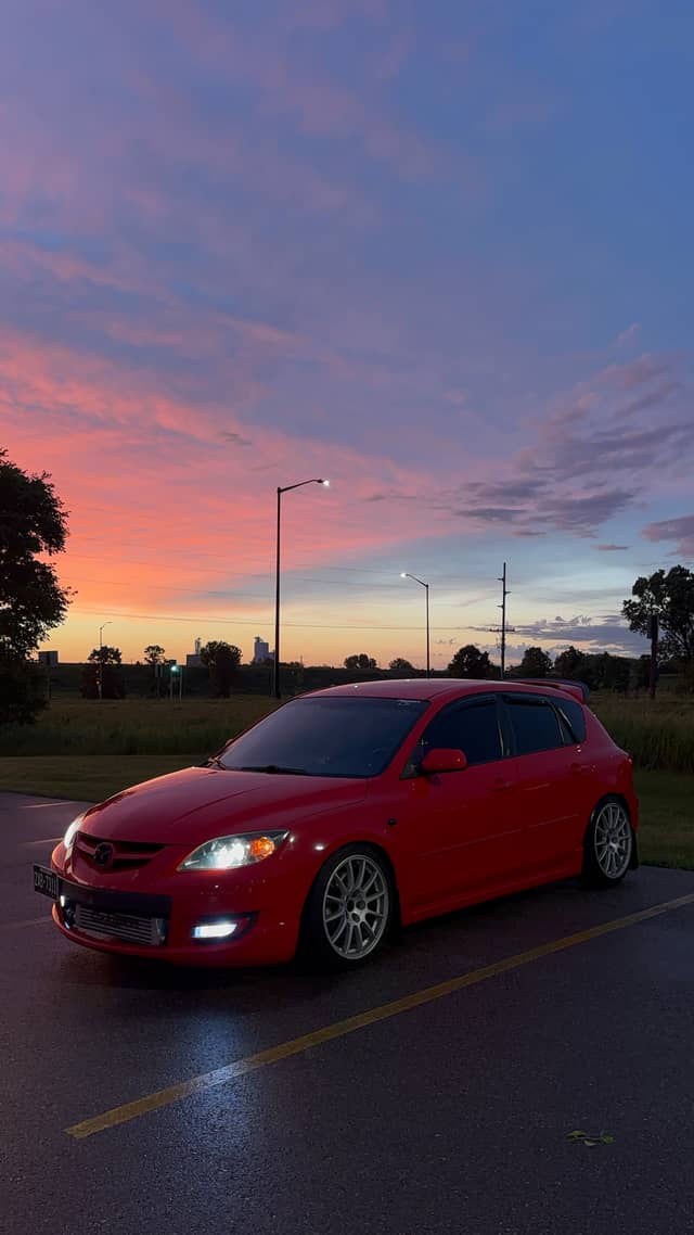 Columbus Sunset Parking Overlook - Image 1