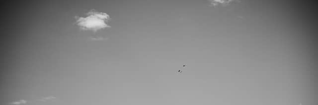 Bershad Minimalist Sky - Image 1
