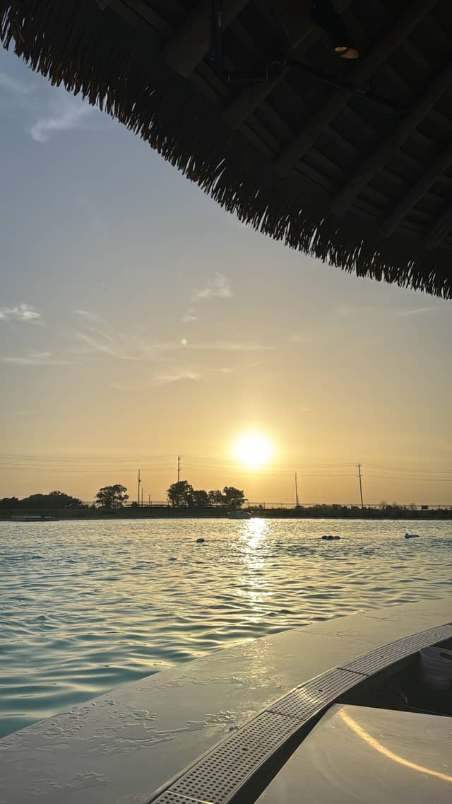 Angel Lagoon - Image 1