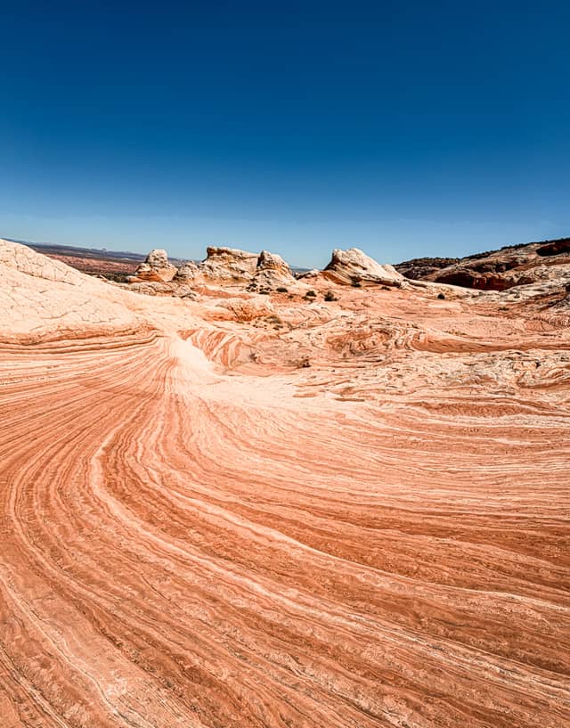 White Pocket - Image 1