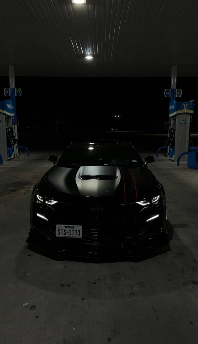 Valero Gas Station Night Shoot - Image 1
