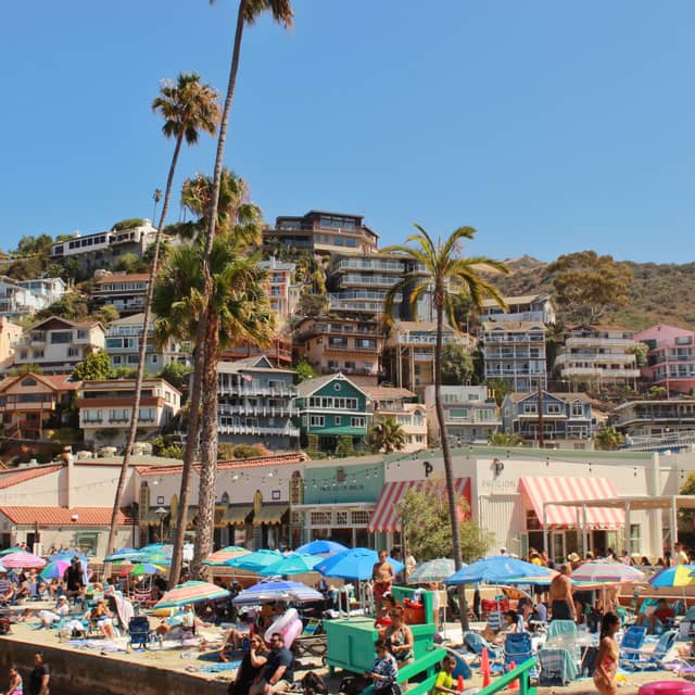Avalon Bay Waterfront - Image 1