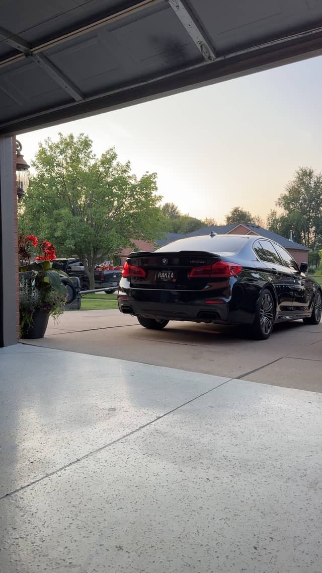 Macomb Suburban Driveway - Image 1