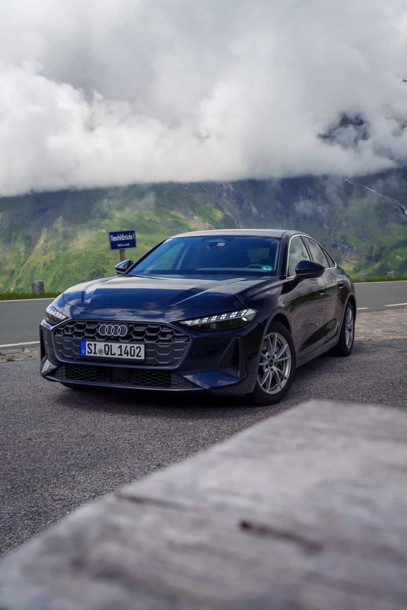 Grossglockner High Alpine Road Overlook - Image 1