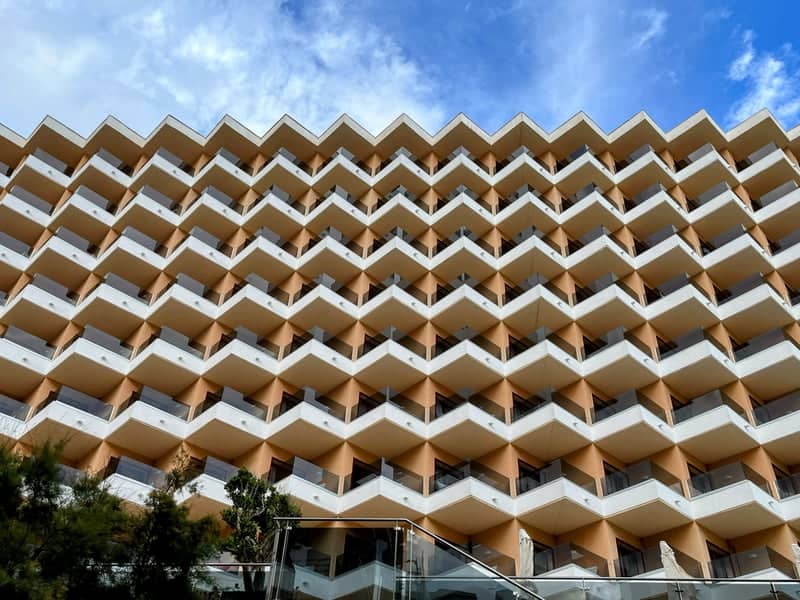Hotel IPV Palace & Spa Facade - Image 1