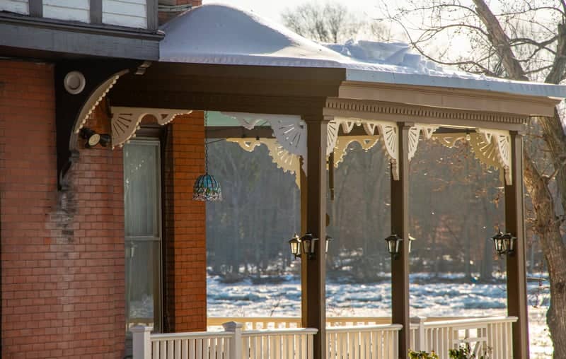 Historic Bristol Riverfront Porch - Image 1