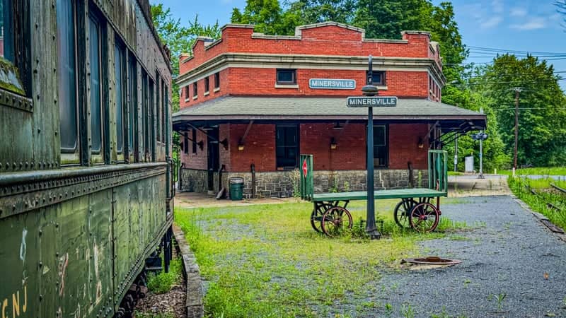 Minersville Railway Station - Image 1