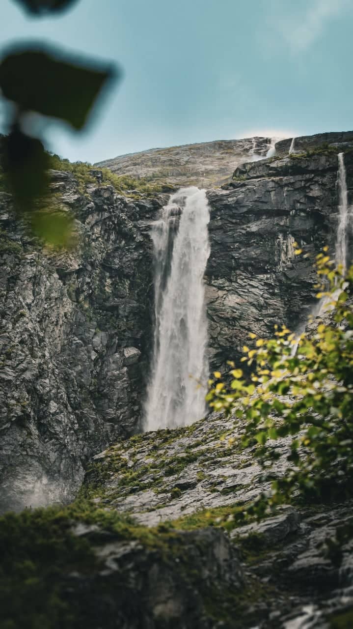 Kjenndalsfossen Waterfall - Image 1