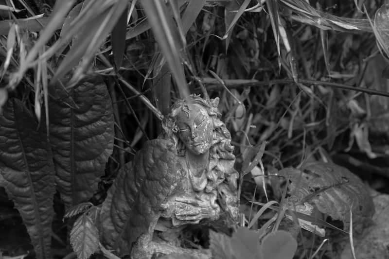 Hidden Garden Statue - Image 1