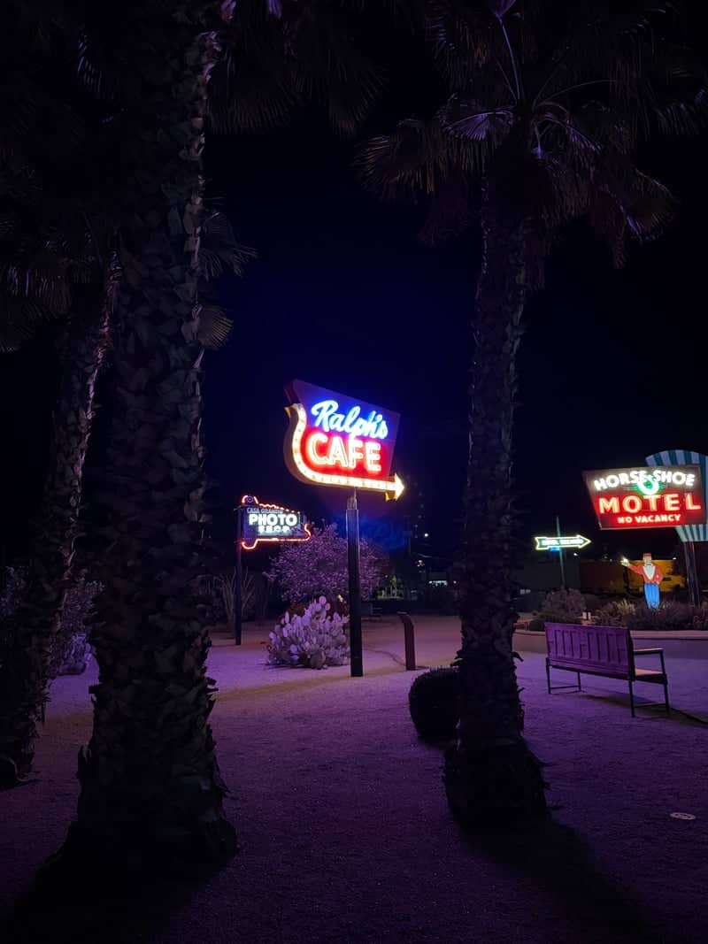 Neon Sign Park - Image 1