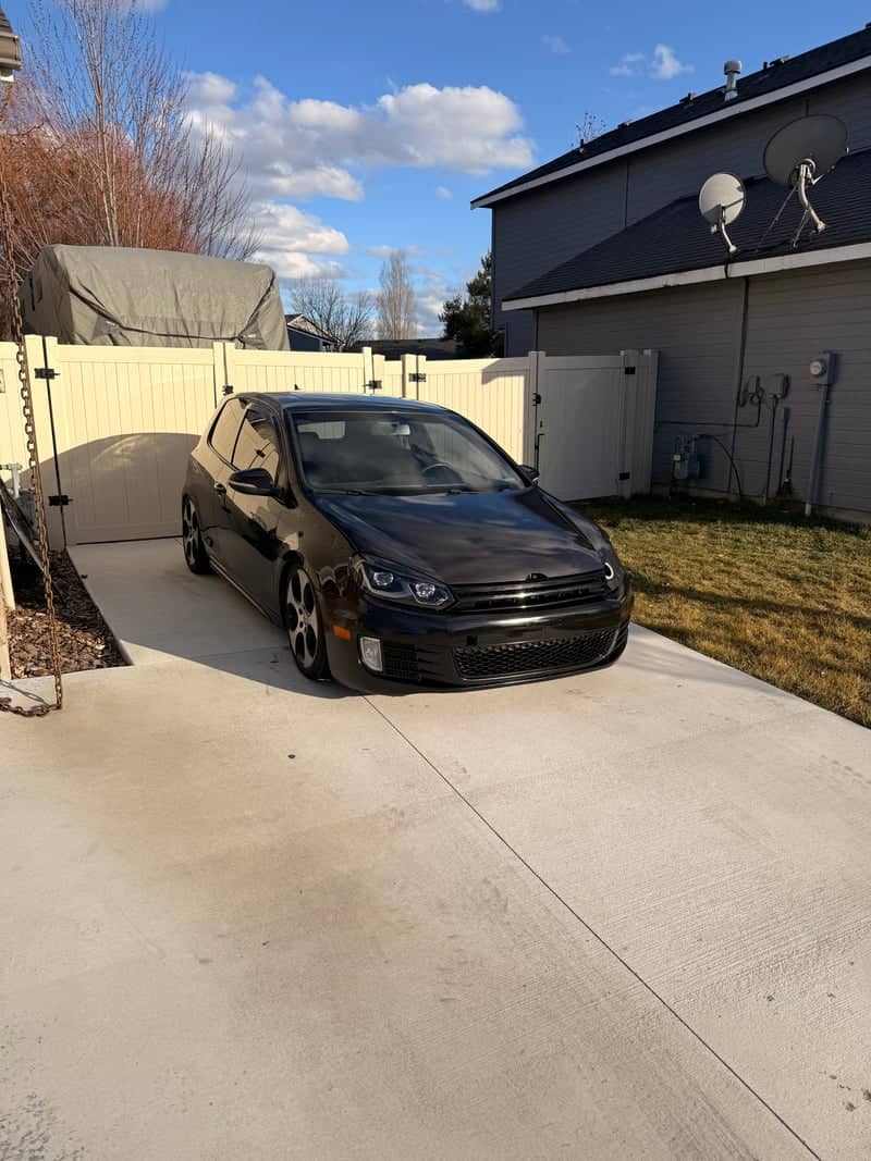 Suburban Driveway Car Shoot - Image 1