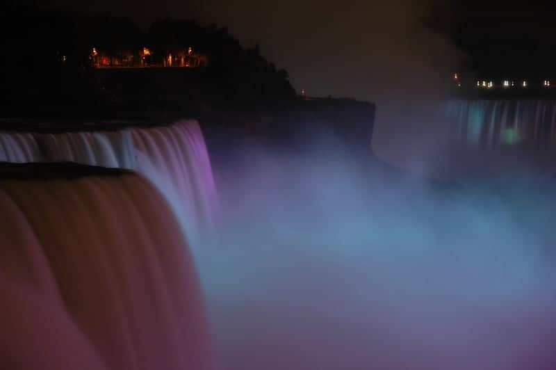 Niagara Falls - Image 1