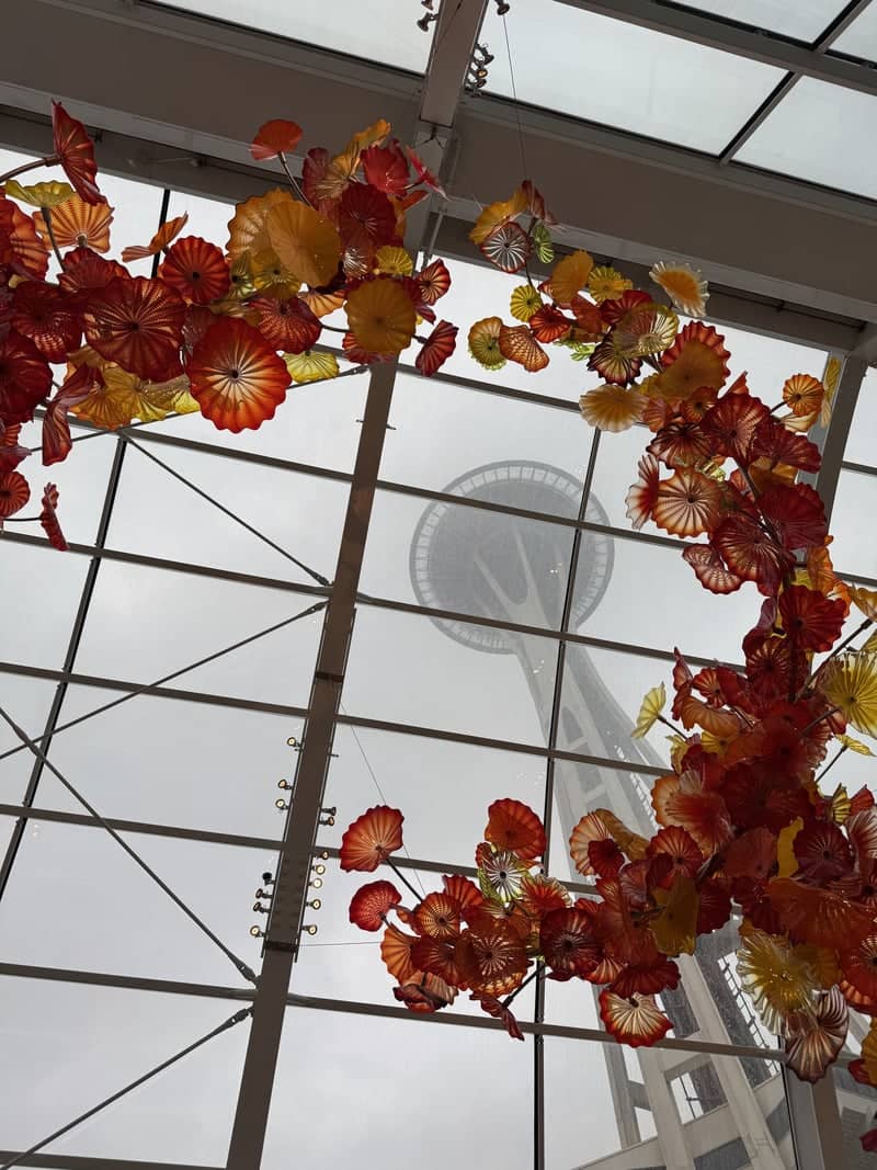 Chihuly Garden and Glass - Image 1
