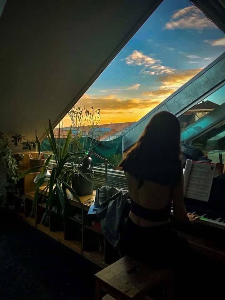 Sunset Loft Studio - Image 1