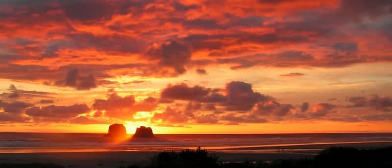 Twin Rocks at Rockaway Beach - Image 1