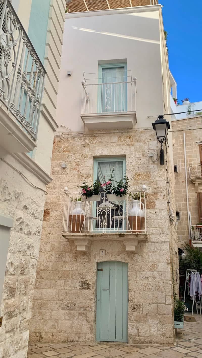 Polignano a Mare Old Town Alleys - Image 1