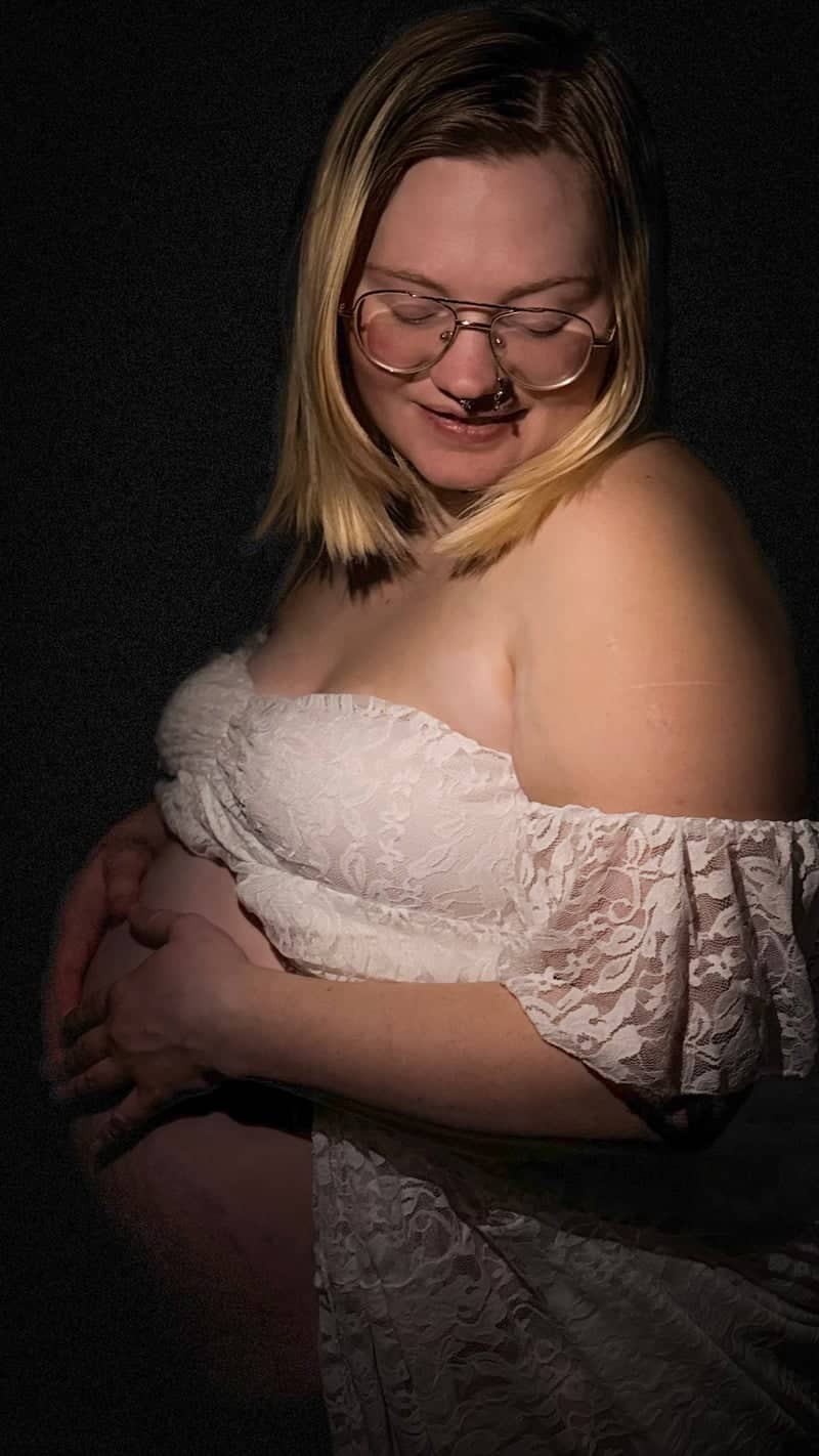 Chisholm Portrait Space - Image 1
