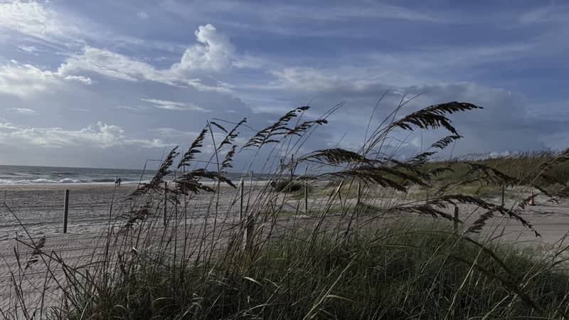 Peters Point Beachfront Park - Image 1