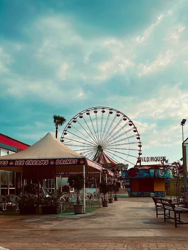 Parko Paliatso Luna Park - Image 1