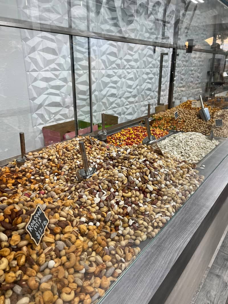 Temple Terrace Market - Image 1