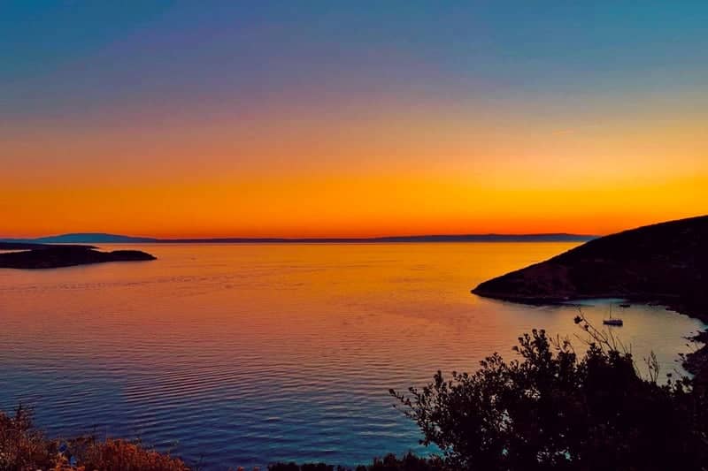 Supetarska Draga Bay Overlook - Image 1
