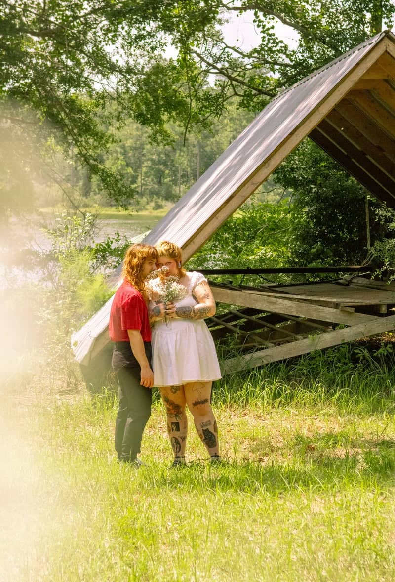 Lucedale Lakeside Rustic Shelter - Image 1