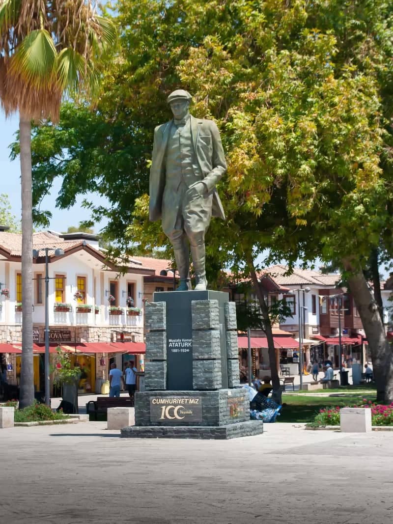 Atatürk Monument, Side - Image 1